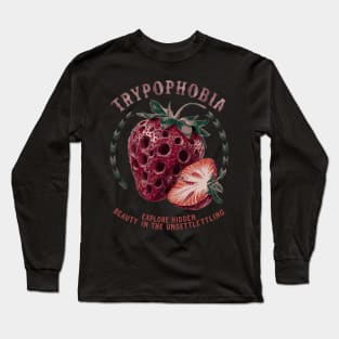 trypophobia strawberry Long Sleeve T-Shirt